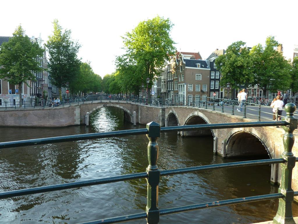 The Vanguard Bed & Breakfast Amsterdam Exterior photo